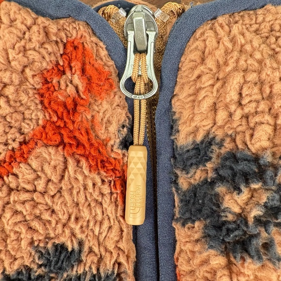 The North Face Campshire Men's Pullover Hoodie.  Size Medium - Picture 7 of 16